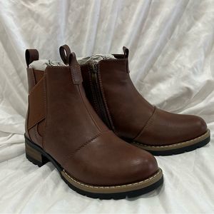 Jeossy whisky ankle boots size 6